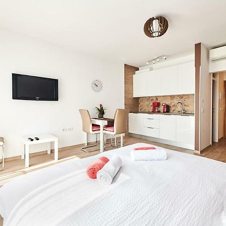 Studio Apartman Lena Umag Buitenkant foto
